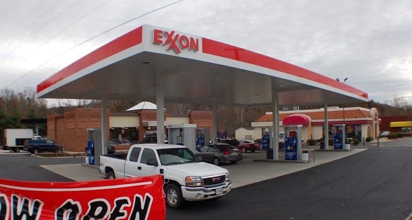 Tiger Fuel & 5th Street Market